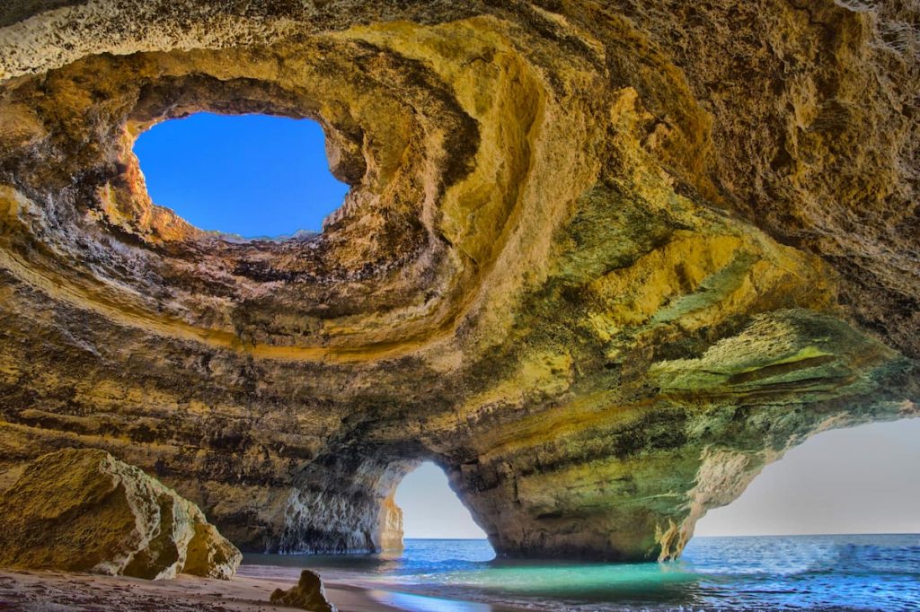cueva secreta en el algarve 1024x682 - El Algarve en furgoneta, ¡espectacular!